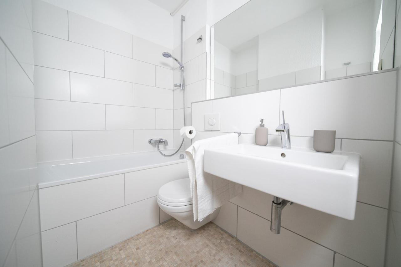 Apartment Blue - Zentral Und Gut Angebunden Düsseldorf Extérieur photo