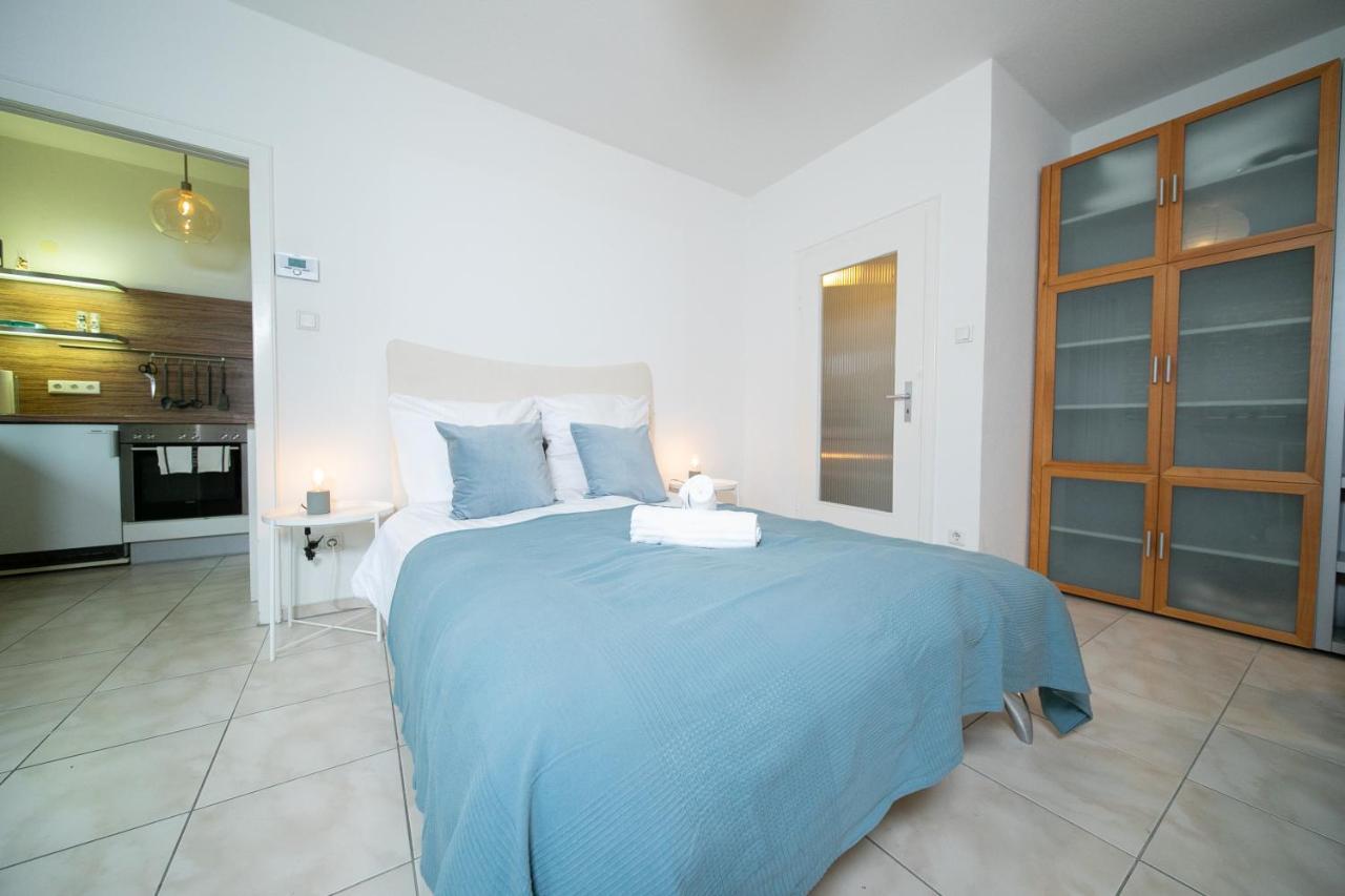 Apartment Blue - Zentral Und Gut Angebunden Düsseldorf Extérieur photo